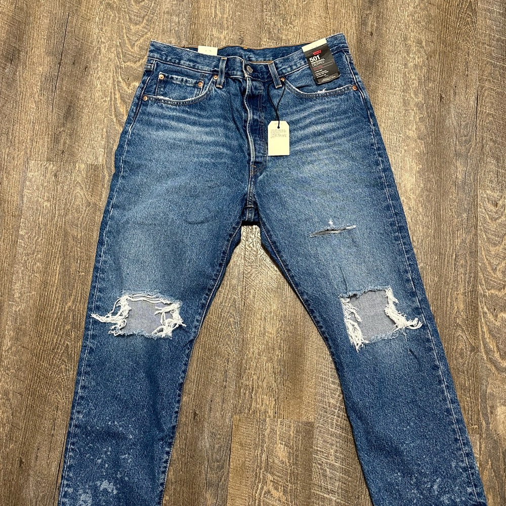 Levi's High Rise Distressed Women's Jeans 32 x 26